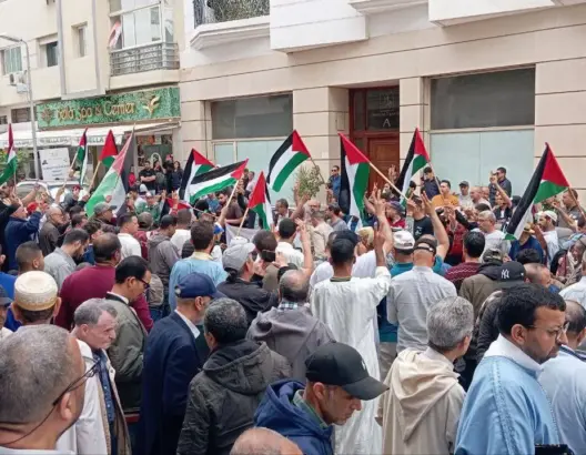 تجويع سكان غزة يُخرج أزيد من 100 مظاهرة في يوم واحد بالمغرب والمحتجون يرفعون 3 “لاءات”