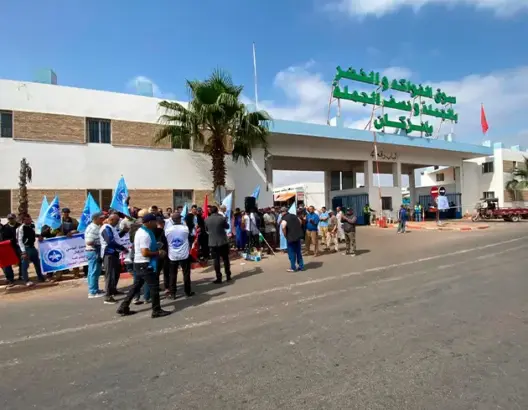 أرباب “البيكوبات” ينتفضون ضد تجار سوق الجملة بإنزكان (فيديو)