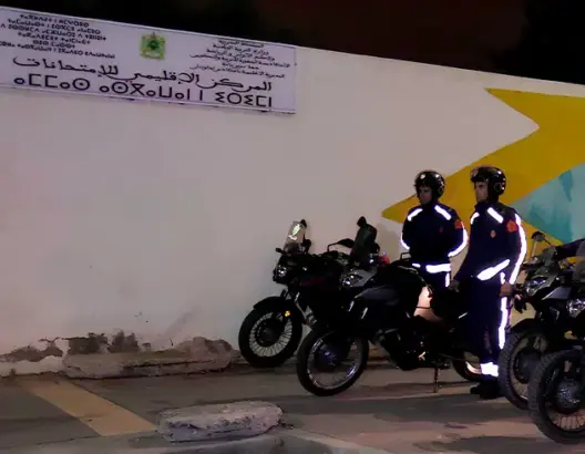 لحظة توزيع امتحانات البكالوريا بأكادير