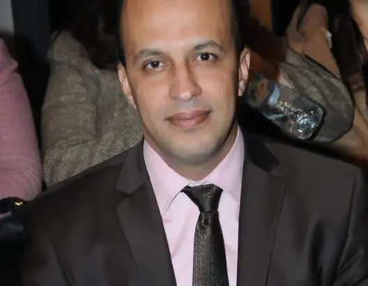 “سلطة الفايسبوك”