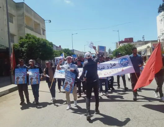 رفاق مخاريق بالصحراء يعلنون التضامن مع مستخدمين بـ”مجلس الصحافة”