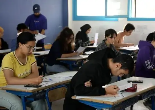 خبير: تصريحات تلاميذ البكالوريا تكشف آليات دفاع نفسي واغتراب تربوي