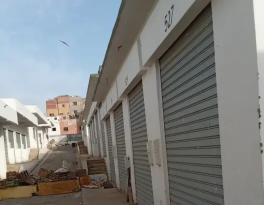 مأوى لآلاف العائلات.. قرار هدم “سوق فرار” يضع بيضاويين على حافة التشرد