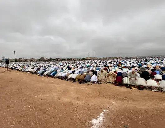 الخشوع يؤم مصليات عيد الأضحى بأكادير