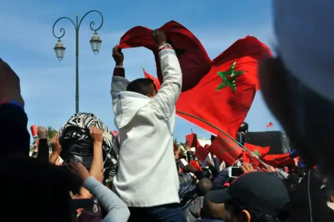 مفارقة الحضور الافتراضي وغياب الفعل الميداني.. هل يغرد الشباب خارج سرب السياسة؟