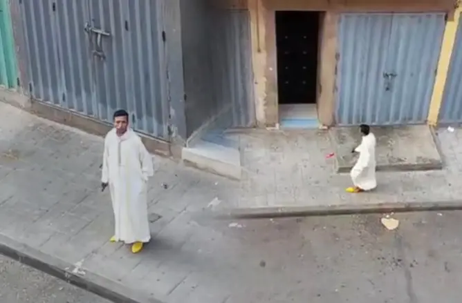 حرفي مغربي يفضح تضليل الإعلام الجزائري.. مقطع ترفيهي يتحول إلى “حدث مزيف”