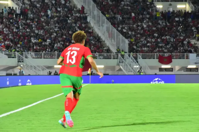 نفاذ تذاكر مباراة المغرب والبنين .. والأسود يواجهون “السناجب” بملعب ممتلئ بفاس
