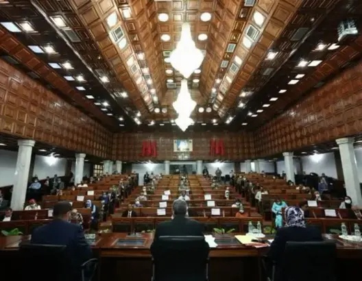 نزع ملكية يثير الجدل بمجلس البيضاء.. والبيجيدي يندد ويدعو لتدخل لفتيت
