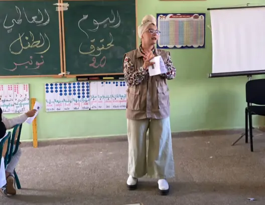 صفاء.. متطوعة شابة وهبت وقتها لخدمة ضحايا ومتضرري زلزال الحوز
