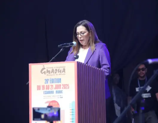 نائلة التازي: “كناوة” مشروع وطني برؤية فلسفية وإنسانية يساهم في النمو الاقتصادي للصويرة