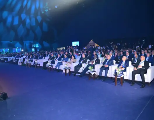 اتحادات أرباب عمل من دول “سيماك” تستكشف فرص الاستثمار بالصحراء المغربية (فيديو)