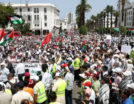 “مسيرة الرباط” تجدد رفض التطبيع وتحذر من مشروع إقليمي يستهدف الدول الداعمة لفلسطين (فيديو)