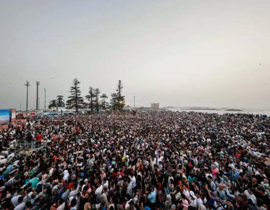 بمشاركة 350 فنانًا من 12 دولة.. مهرجان “كناوة” يسجل 300 ألف زائر في ختام دورته الـ26