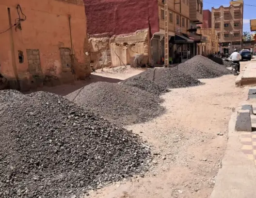 مواطن يشتكي من استعمال “نفايات مسرطنة” داخل أحياء سكنية بالرشيدية