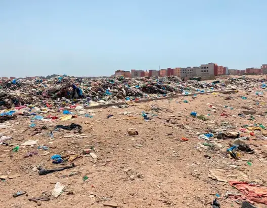 اعتصام  يجبر سلطات اشتوكة على طمر مطرح سيدي بيبي.. ومتضررون يرفضون “الترقيع”