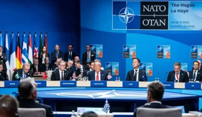 قمة الناتو تزيد الإنفاق الدفاعي وتدعم أوكرانيا ضد التهديد الروسي