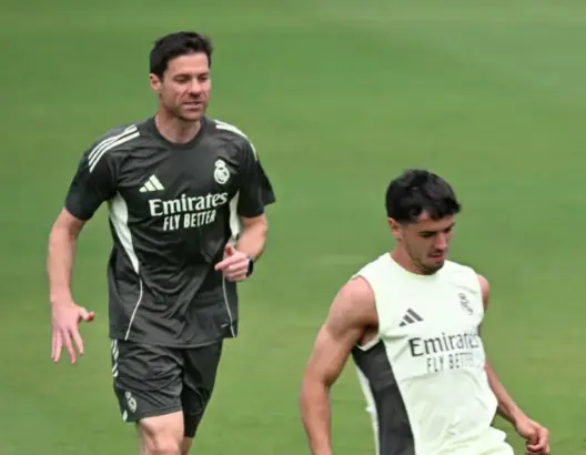 دياز: أريد اللعب أساسيا في ريال مدريد.. وألونسو: سيكون له دور محوري في مستقبل الفريق