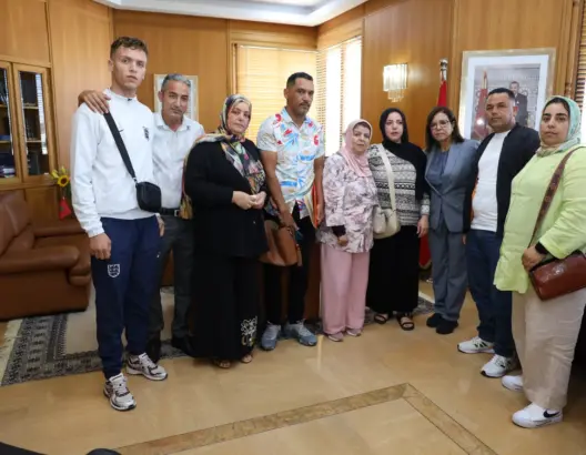 الدريوش تستقبل عائلات البحارة المختفين وتجدد التأكيد على التعاطي الجاد للوزارة مع الملف