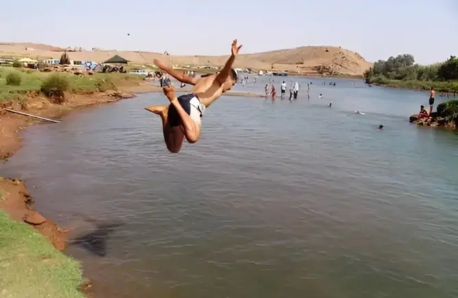 السباحة في الأودية والبرك