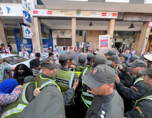 نددت بحضور “صهاينة” لمنتدى السوسيولوجيا.. تفريق وقفة احتجاجية لمناهضي التطبيع بالرباط