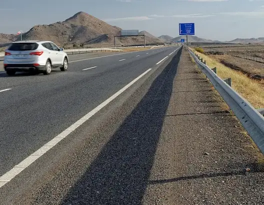 طريق سيار بين ميدلت وخنيفرة