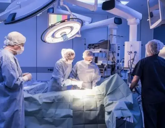 جدل حول فيديو داخل غرفة عمليات.. ونقابي: الأهم سلامة المريض واحترام الضوابط