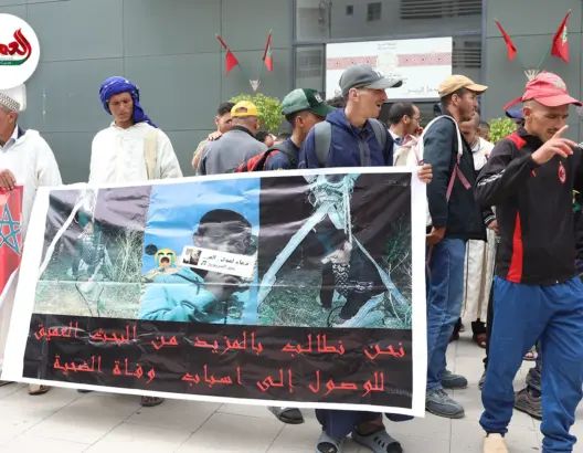 عائلة “طفل بومية” تتشبث بشبهات جنائية في وفاته وتنتقد “التقاعس في التحقيق” (فيديو)