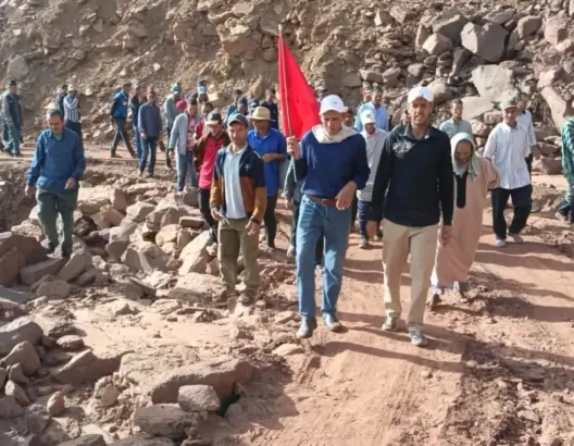 على غرار أيت بوكماز.. دواوير بأكودي نلخير تخرج في مسيرة على الأقدام نحو عمالة أزيلال