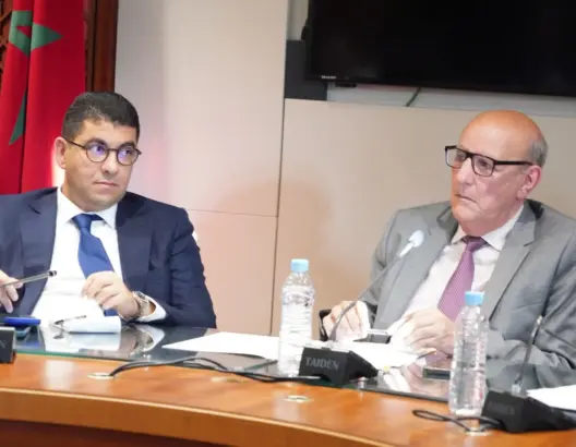 إعادة تنظيم الصحافة تثير الانقسام بالبرلمان.. وبنسعيد: المشروع خضع للتشاور