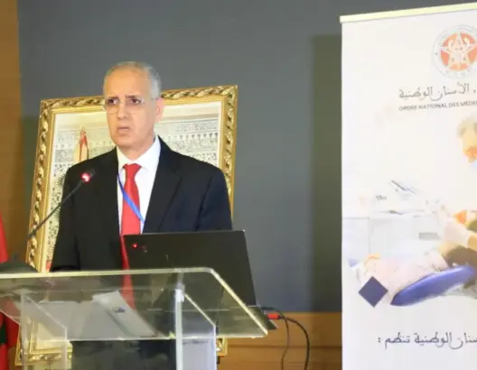 هيئة أطباء الأسنان تحذر من فوضى الممارسة العشوائية للمهنة