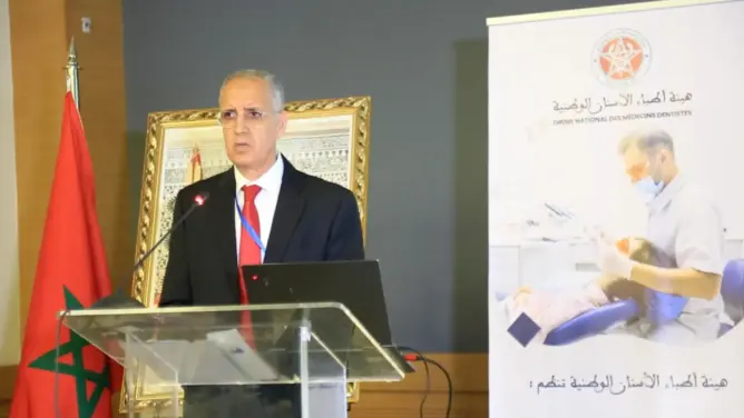 هيئة أطباء الأسنان تحذر من فوضى الممارسة العشوائية للمهنة