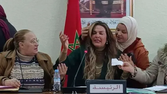 غياب رئيسة سيدي بليوط يشلّ المجلس.. ومطالب بالعزل والمحاسبة