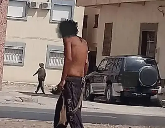 المختلون العقليون يجوبون شوارع إقليم خنيفرة وسط غياب رعاية طبية ومراكز للإيواء