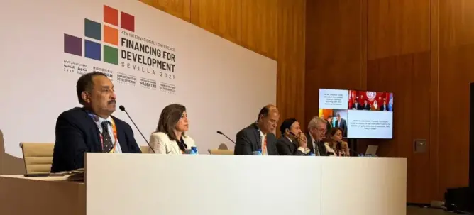 خبراء دوليون وعرب يبحثون حلولا غير تقليدية لدعم التنمية بالمجتمعات العربية