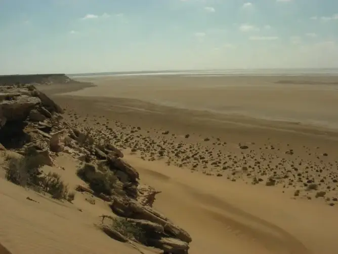 رمال التيتانيوم بالمغرب