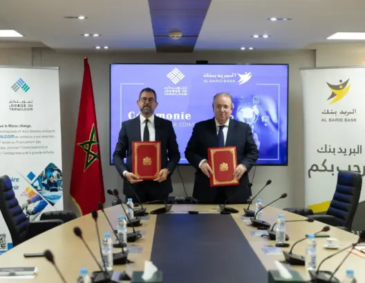 اتفاقية بين “تمويلكم” و”البريد بنك” لتسهيل تمويل الدراسة العليا لفائدة الطلبة المغاربة