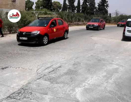 سائقون بفاس يستنكرون إهمال طريق المرجة