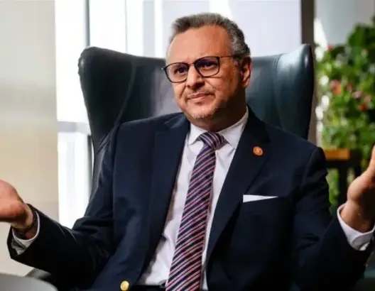 من قلب الجزائر.. مستشار ترامب يجدد دعم واشنطن لمبادرة الحكم الذاتي كحل وحيد لإنهاء نزاع الصحراء
