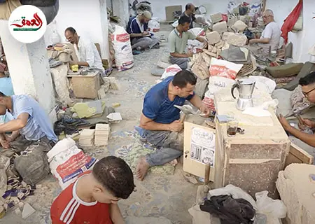 رفض إدخال آلة صنع الزليج للمغرب