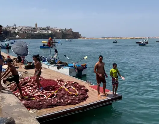 من لهيب الشمس إلى برودة أبي رقراق