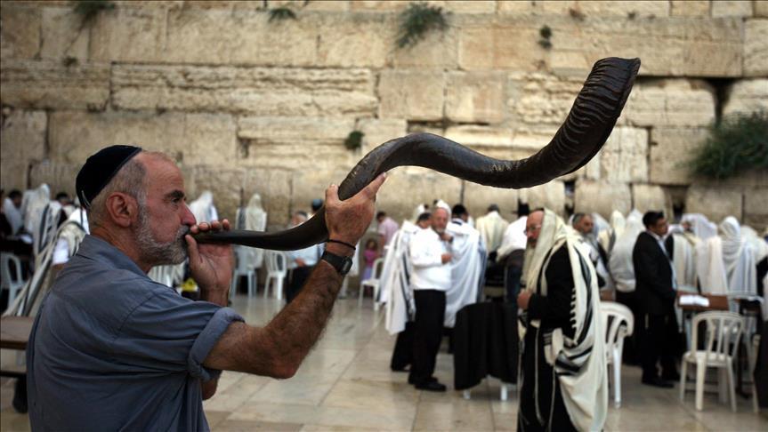 قضاة أوروبيون يؤكدون ملكية المسلمين الحصرية لحائط البراق بالقدس