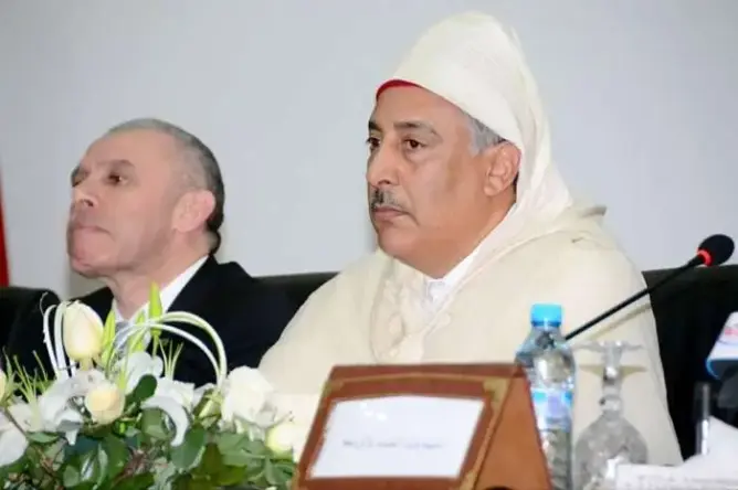 عامل مكناس يوبخ رئيس الجماعة بسبب تدهور جمالية المدينة
