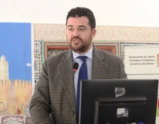 الإفراج عن رئيس جماعة صفرو بعد تنازل المشتكي في قضية “شيكات بدون رصيد”