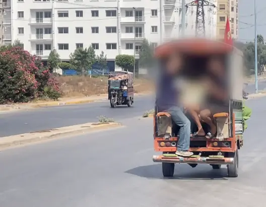 التريبورتور.. من وسيلة لنقل البضائع الصغيرة إلى قنبلة موقوتة تجوب الشوارع