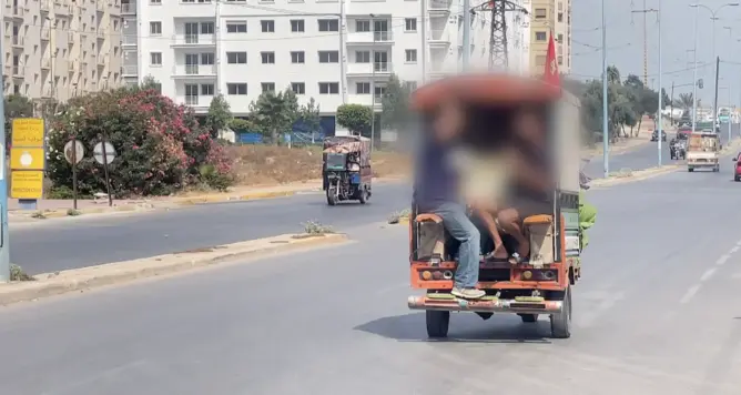 التريبورتور.. من وسيلة لنقل البضائع الصغيرة إلى قنبلة موقوتة تجوب الشوارع