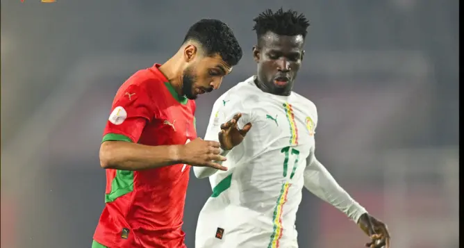 المنتخب الوطني المحلي يتجاوز كمين السنغال بركلات الترجيح ويبلغ نهائي “الشّان”