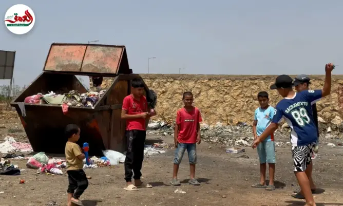 تراكم الأزبال وانتشار الروائح الكريهة بعين عودة