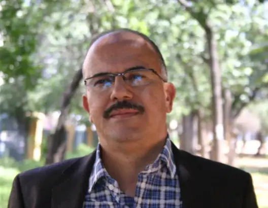 تعقيبا على الجامعي.. الزميل بوبكر “إن اليد واهبة القمح، تعرف كيف تسن سكين الذبح”