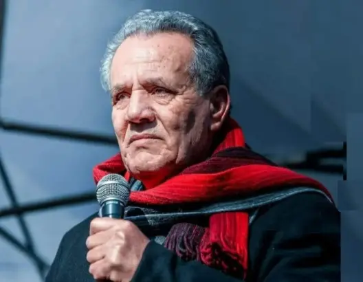 وفاة أحمد الزفزافي والد قائد “حراك الريف” بعد صراع طويل مع المرض