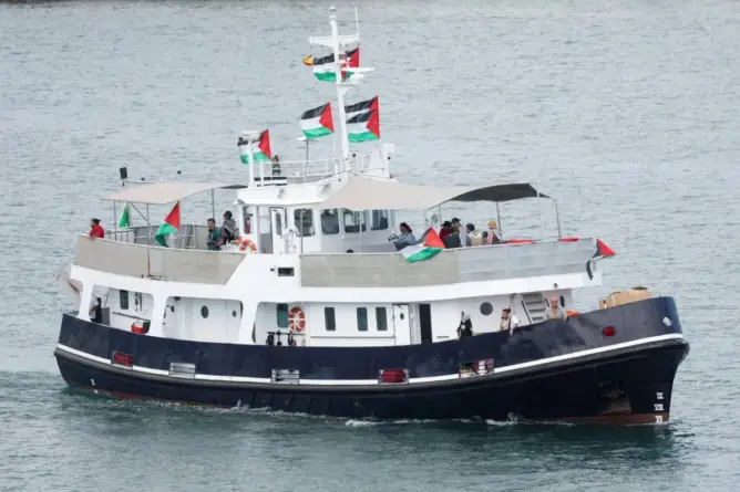 نشطاء مغاربة: استهداف أسطول “الصمود العالمي” لن يزيدنا إلا إصرارا على الصمود لكسر حصار غزة